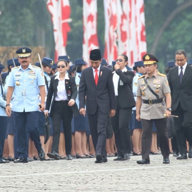 Paspampres Wanita melaksanakan tugas sepenuh hati (credit: instagram.com/red5pertama)