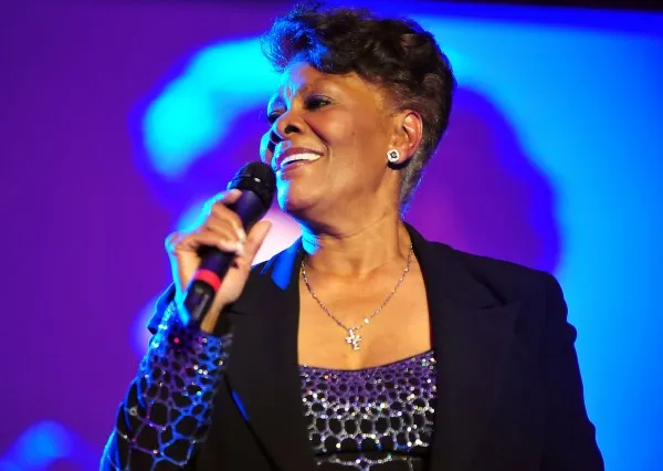 Musisi veteran Dionne Warwick yang mempopulerkan lagu That's What Friends Are For diharapkan bisa hadir pula di Java Jazz 2013 @livebumb.com