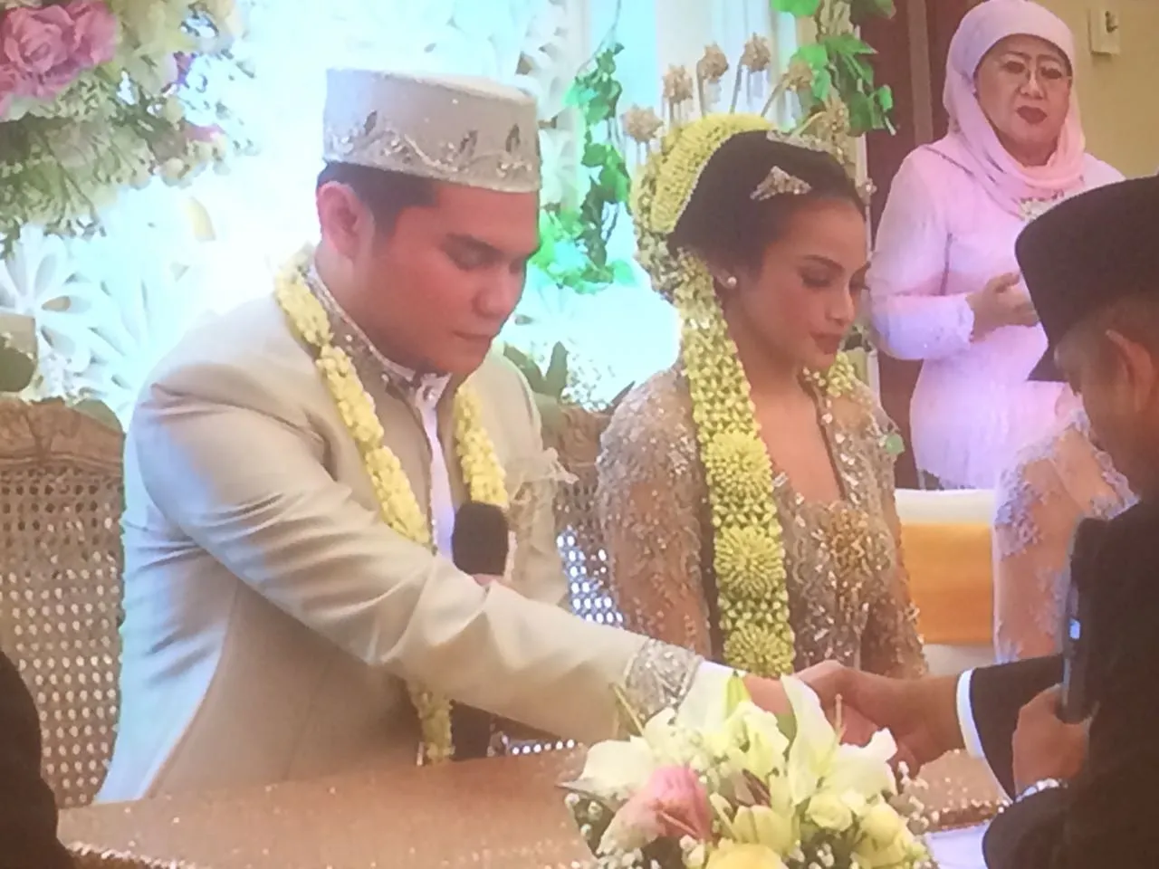 Selamat atas pernikahannya, Vicky & Acha! © KapanLagi.com®/Adi Abbas Nugroho