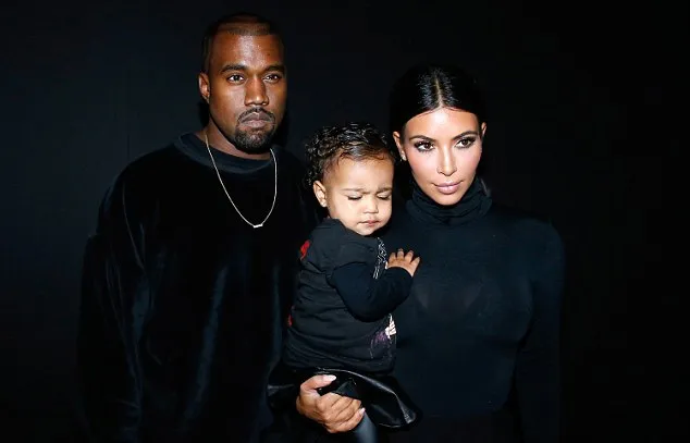 Kelurga Kardashian - West @ istimewa