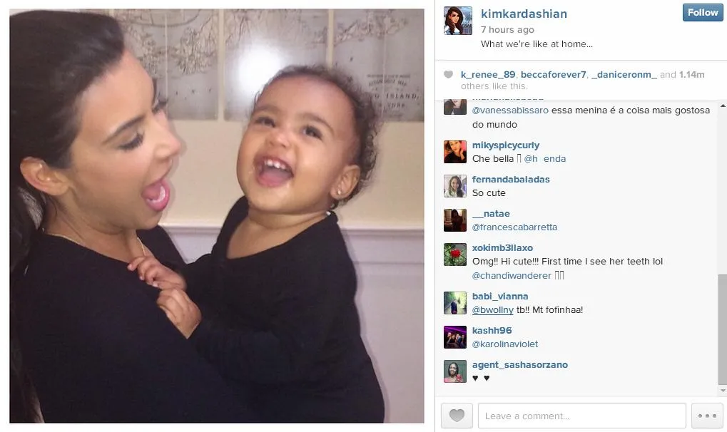 Akhirnya... North West bisa tertawa juga @ instagram.com/kimkardashian