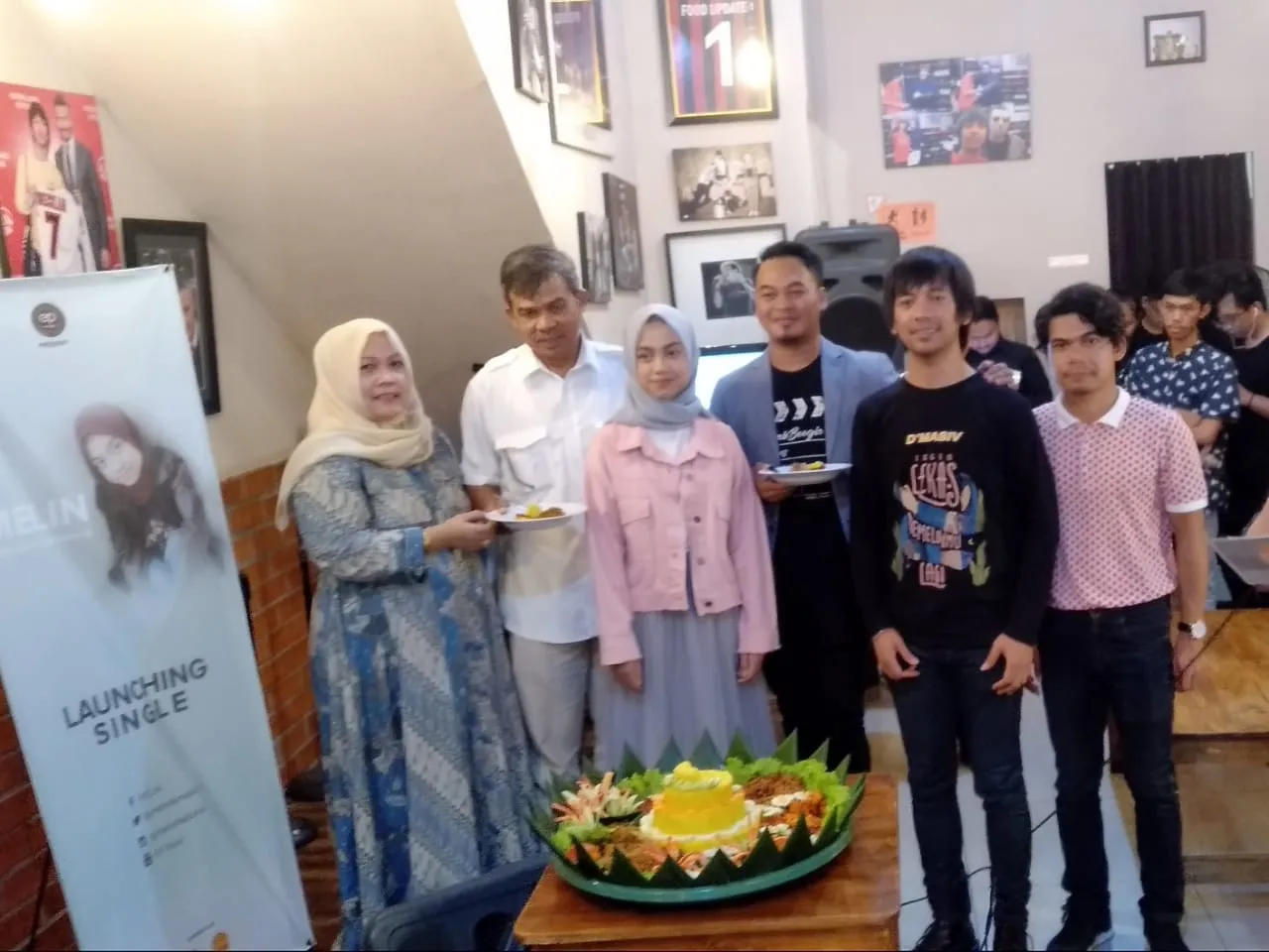 Syukuran perilisan single 'Mendapat Surga-Nya' / Credit: KapanLagi - Akrom Sukarya