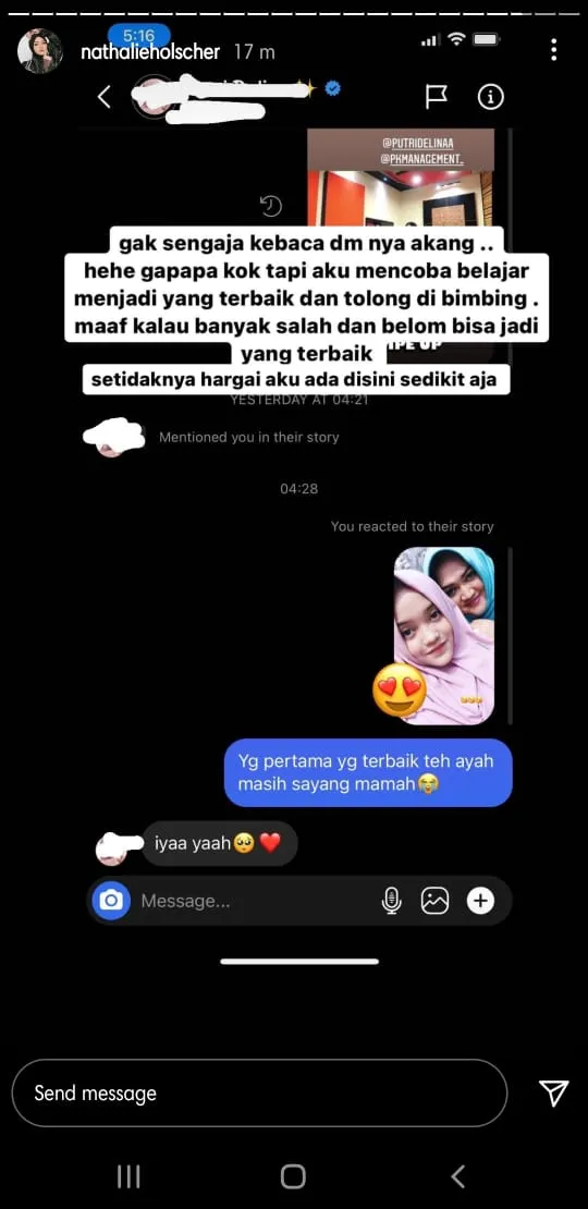 credit: instagram.com/nathalieholscher