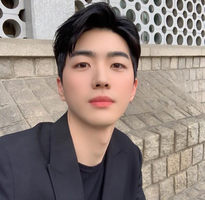 Potret Kang Hoon / Credit Foto: instagram.com/khoonyy