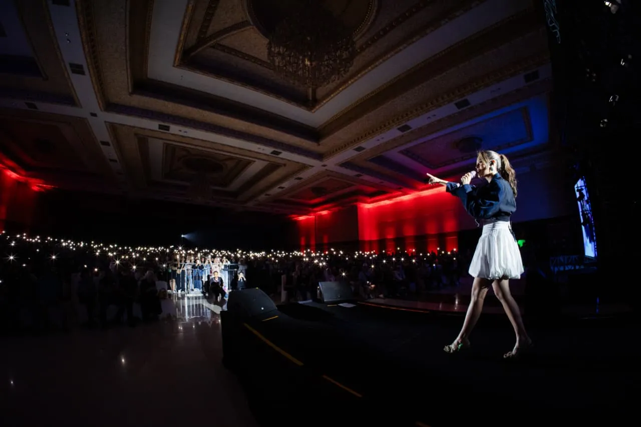 Raisa meriahkan acara Spektamagis (cr: Spektamagis)