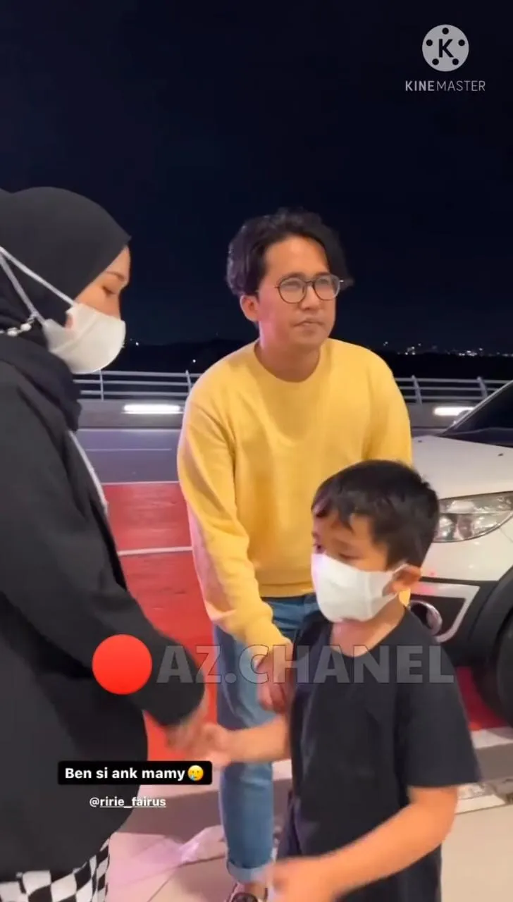 Disuruh salim tapi dedek nggak mau, masih nggak rela ya?