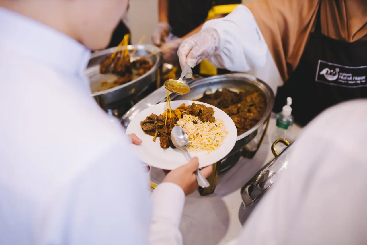 Acara aqiqah Baby R putri Ria Ricis dan Teuku Ryan / Crediti Foto: Dokumentasi Pribadi