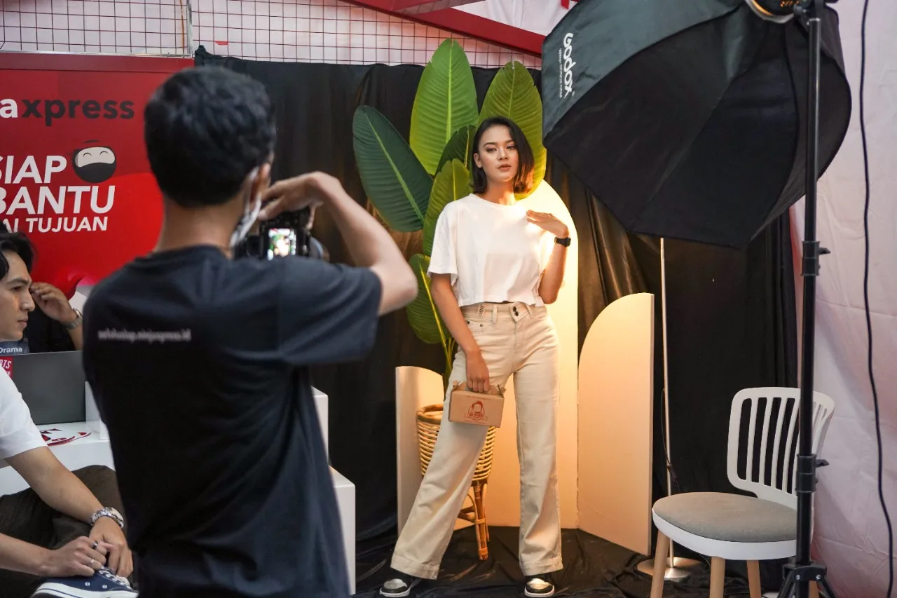Creative Business Solutions Sebagai Solusi Promosi Bisnis UKM yang Diberikan Untuk Shipper Ninja Xpress. credit: NinjaXpress