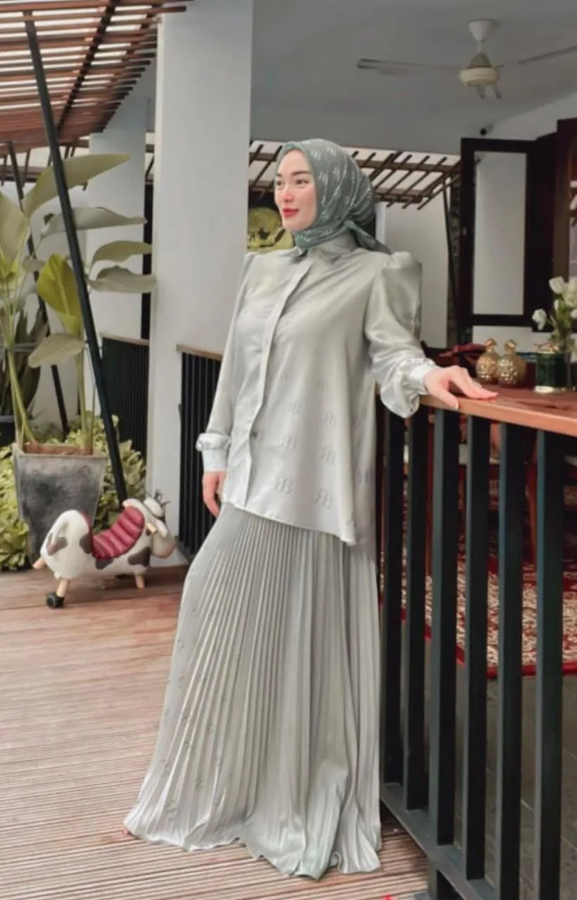 Instagram.com//zaskia_gotix