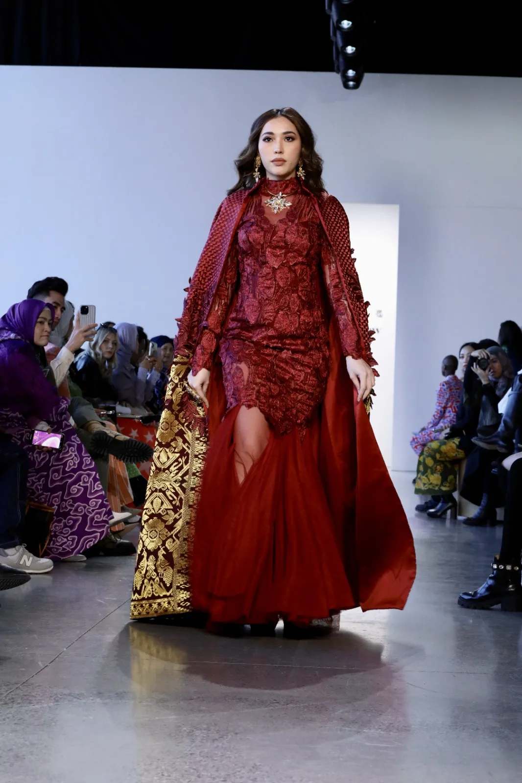 Rancangan 'Gong' Lenny Hartono di NYFW 2023 / Credit Foto: Dokumentasi Pribadi