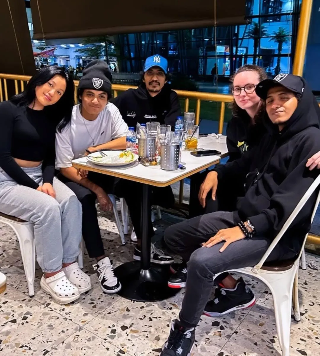 instagram.com/1a.uraa