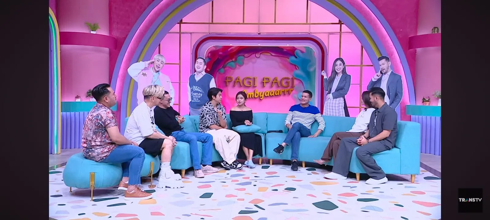 Youtube.com/TRANS TV Official