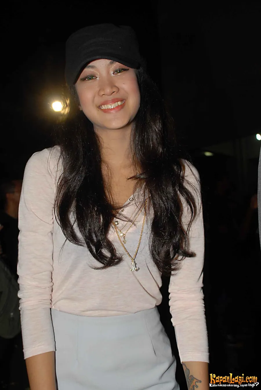 Widy akui tengah dekat dengan pria asal Indonesia Timur. ©KapanLagi.com®