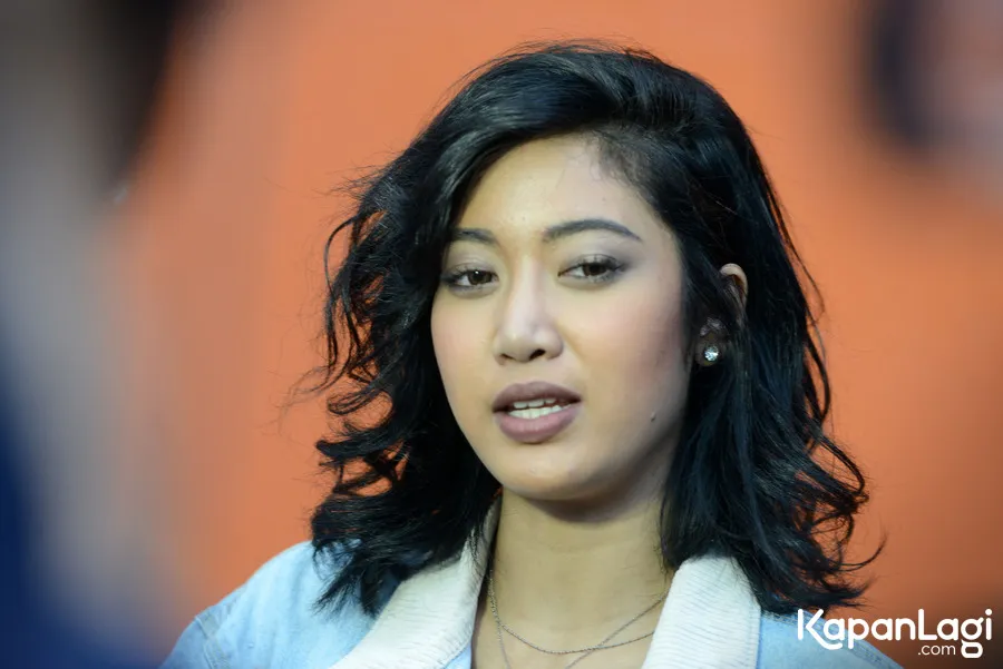 Widy mengaku tanam benang di hidung sejak Januari 2016 © Muhammad Akrom Sukarya