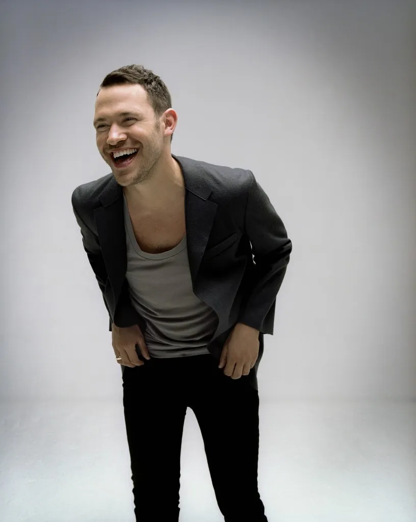 Baru merilis satu album dan meraih sukses, Will Young tetap berpisah dengan Island Records © willyoung.co.uk