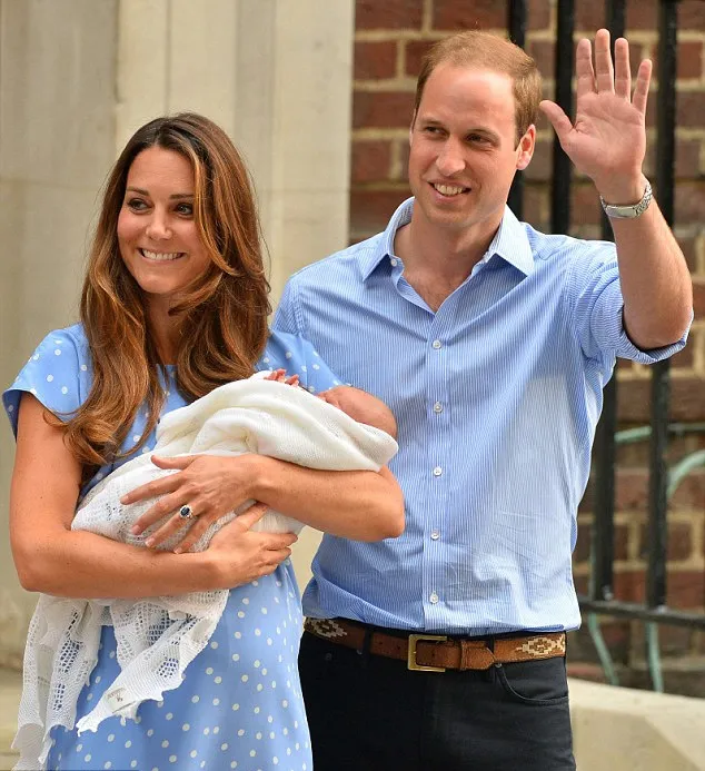 Kate - William - George @ dailymail.co.uk
