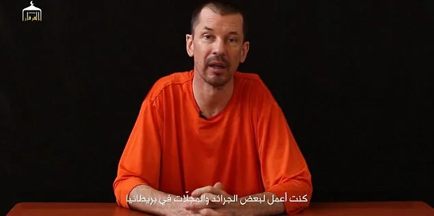 Akankah John Cantlie jadi korban pemenggalan ISIS? @ dailymail.co.uk