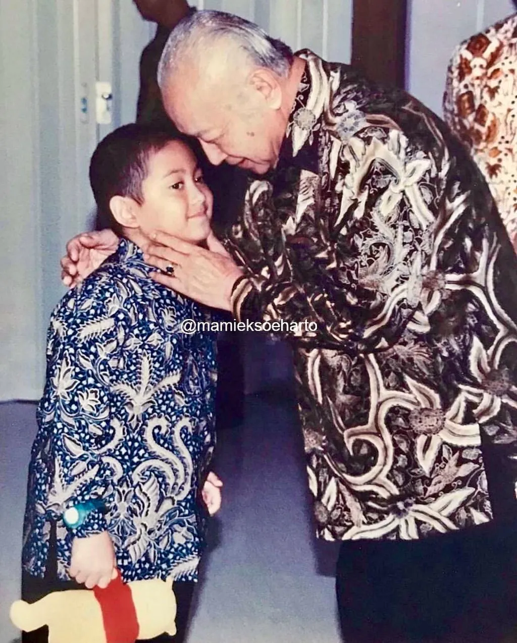 (Sumber: Instagram @mamieksoeharto)