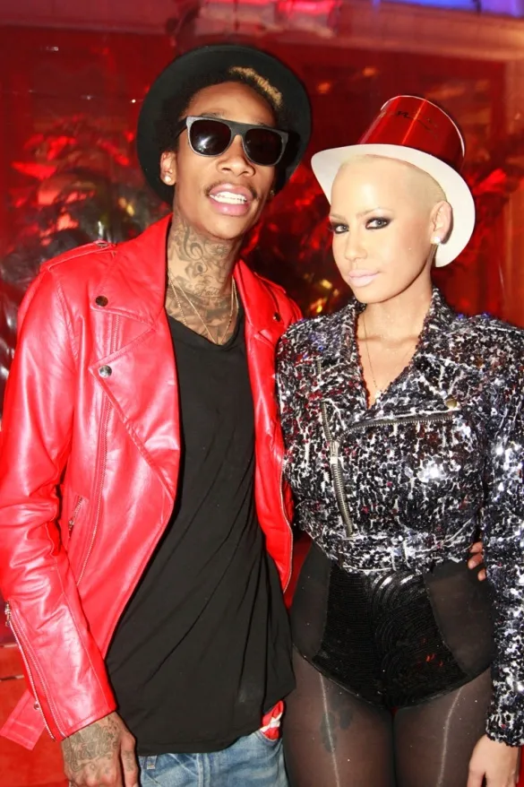 Wiz Khalifa - Amber Rose @ necolebitchie.com