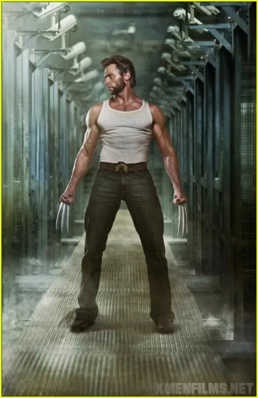 Yeah! Hugh Jackman memang pas memerankan sosok mutan atletis bercakar besi ini. Sumber: JustJared.com