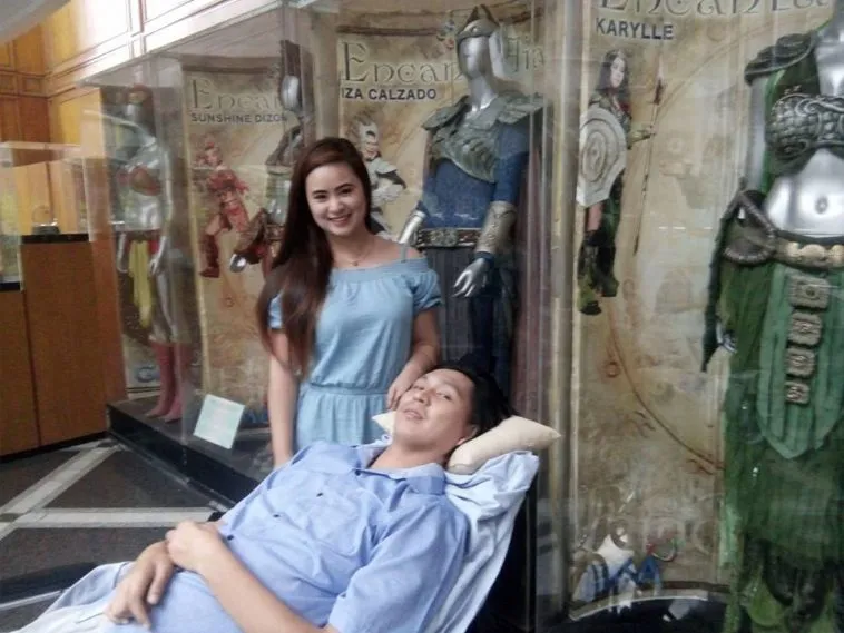 Angela dan Christian, pasangan yang membuktikan bahwa cinta sejati itu ada © Viral4Real