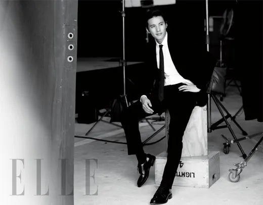 Won Bin di photoshoot Elle @soompi.com