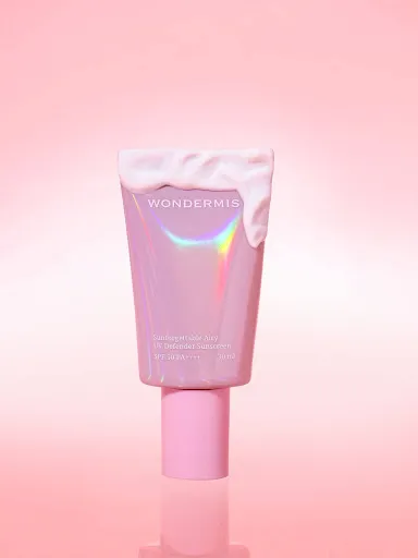 Sunforgettable Airy UV Defender Sunscreen. ©WONDERMIS