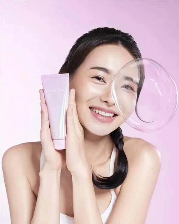 WONDERMIS Geranium Gel Cleanser. (Instagram/wondermisofficial)