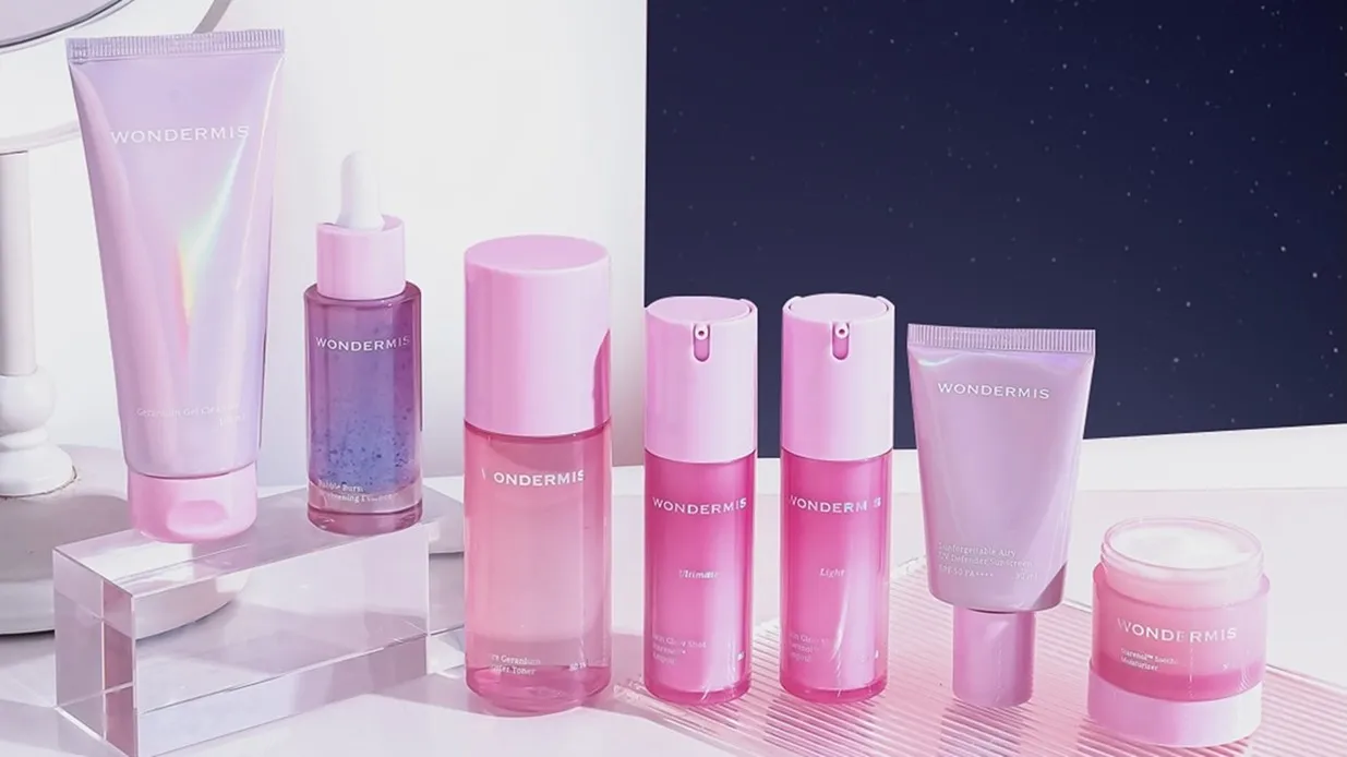 Rangkaian produk skincare WONDERMIS.