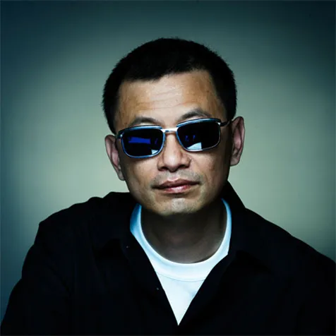 Wong Kar-wai @foto: https://www.facebook.com/pages/Wong-Kar-Wai/10172892197
