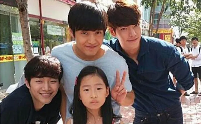 Kim Woo Bin bersama Junho dan Kang Ha Neul saat syuting TWENTY. @kimwoobinusa.com