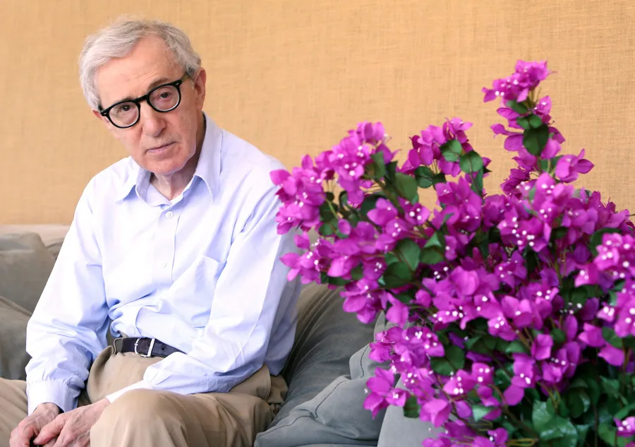 Sutradara Woody Allen 9 Splashnews.com