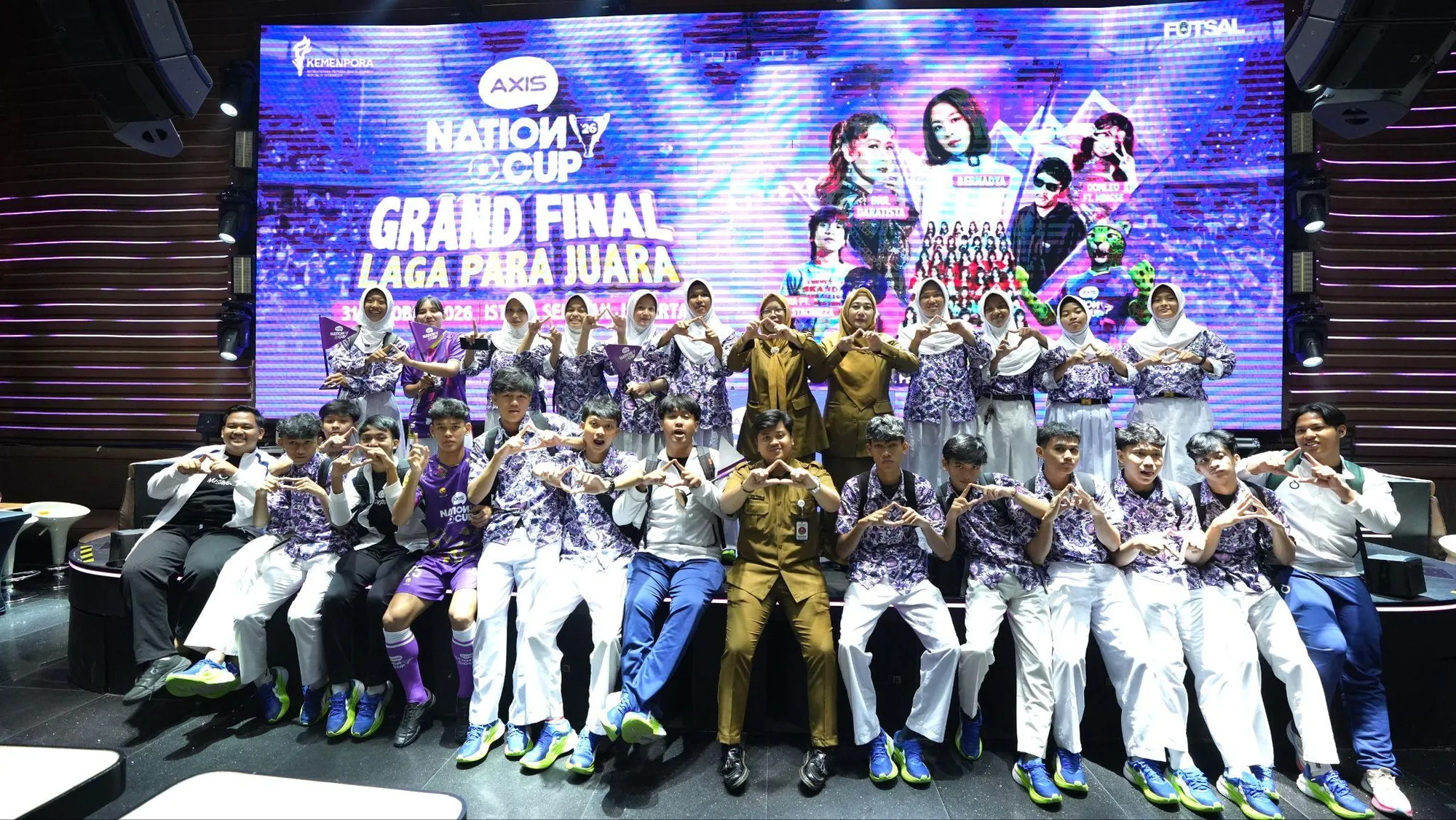 Tim Futsal Putra dan Putri SMK Nusantara lolos ke babak Grand Final ANC 2026. (c) AXIS