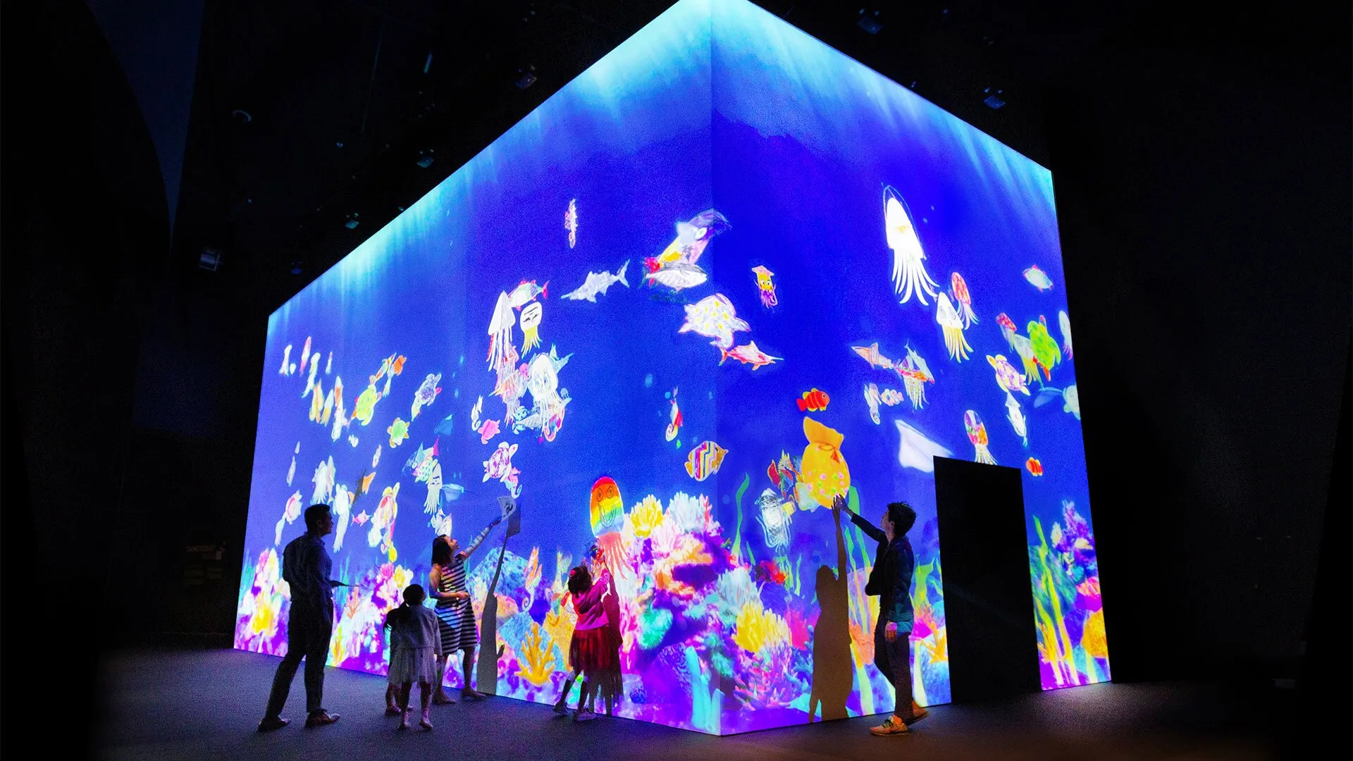 Sketch Aquarium: Connected World. (sumber: marinabaysands)