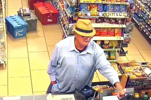 Seorang pria di California merampok dengan pistol 'gaib' © mirror.co.uk