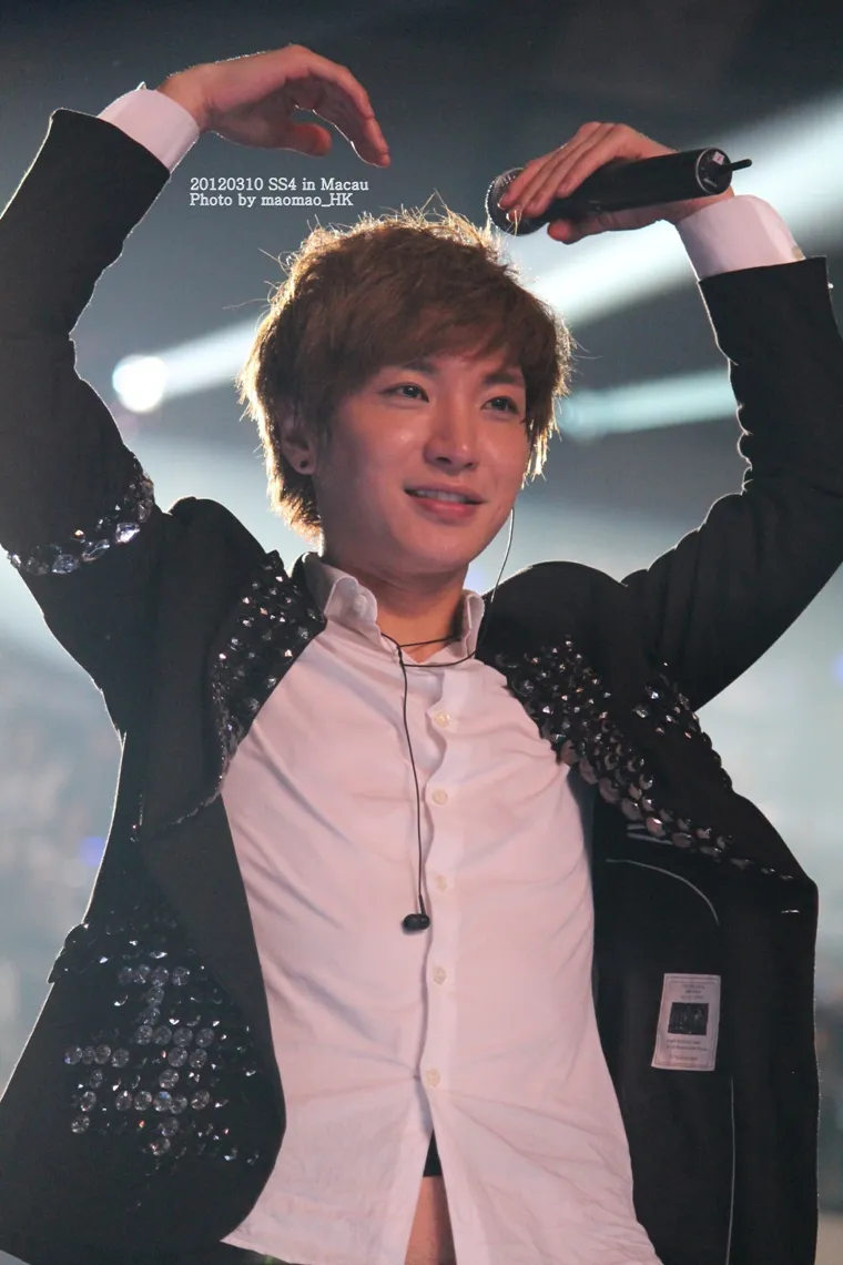 Leeteuk Super Junior