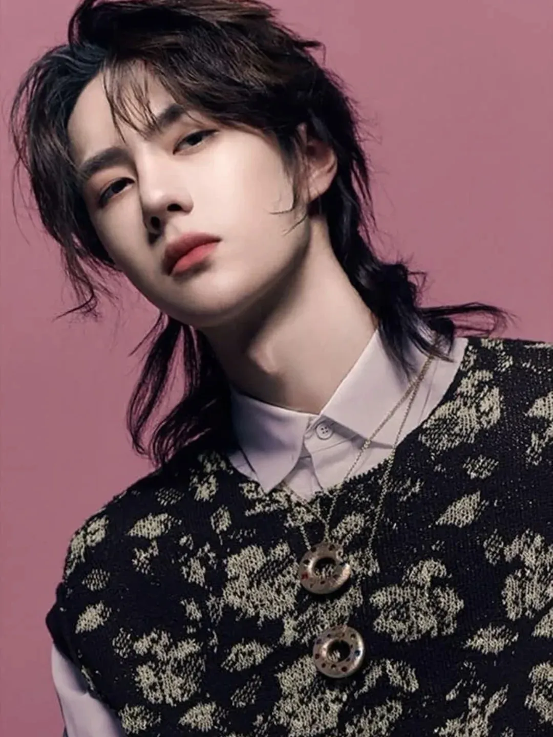 Xiao Zhan - instagram.com/@daytoyangel