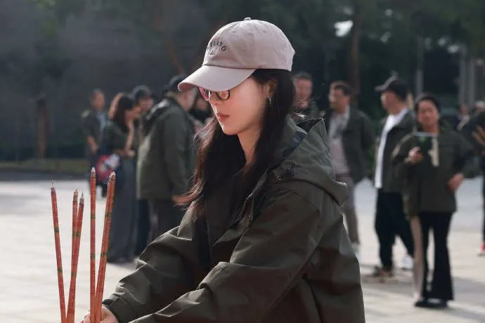 Yang Zi preparing for the latest drama The Way You Come Back - mydramalist