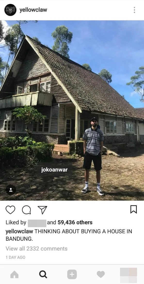 Jim Aasgier berpose di lokasi syuting PENGABDI SETAN. (credit: instagram.com/yellowclaw)
