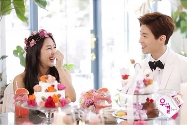 Henry Super Junior M dan Kim Yewon akan tetap bergabung dengan We Got Married musim ini. ©soompi.com
