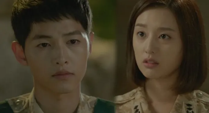 Apa jadinya saat Yoo Si Jin dan Yoon Myung Ju terlibat romansa cinta. ©soompi.com