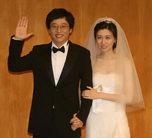 Yoo Jae Suk - Na Kyung Eun © soompi.com