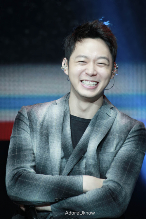 Aktor Drama 'Sensory Couple' Yoochun Berangkat Wajib 