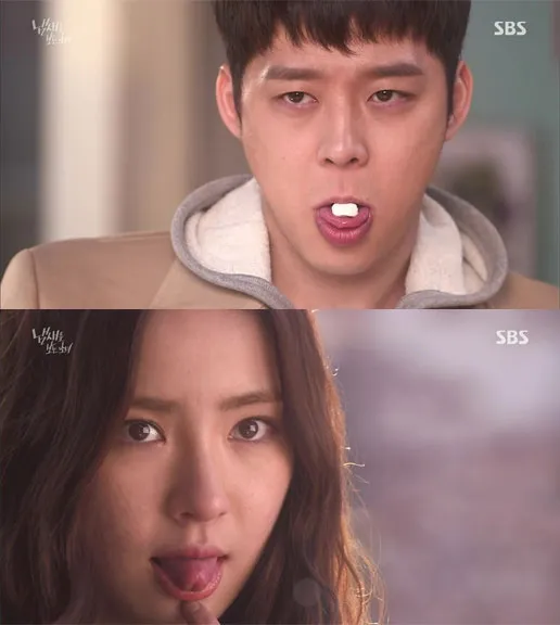 Park Yoochun dan Shin Se Kyung yang super konyol dalam episode kedua The Girl Who Sees Smells. ©SBS