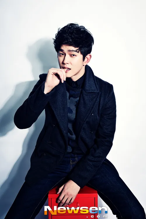 Yoon Kyun Sang kabarnya juga akan bermain dalam drama saeguk berjudul Six Dragons Flying. ©credit as tagged