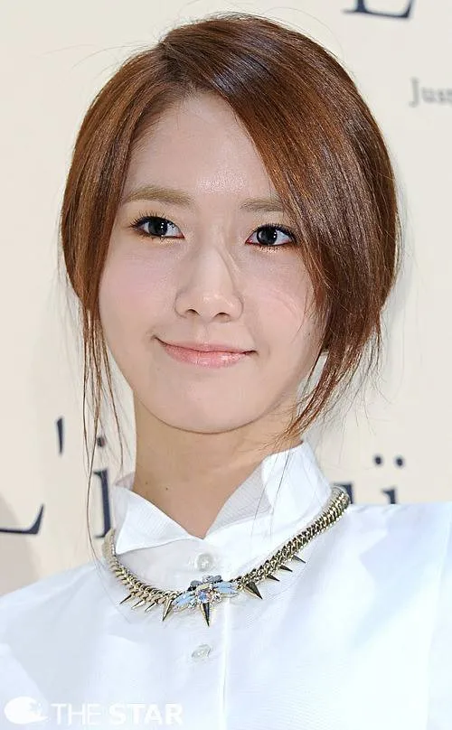 Wajah cantik YoonA yang dianggap begitu natural ©allkpop.com