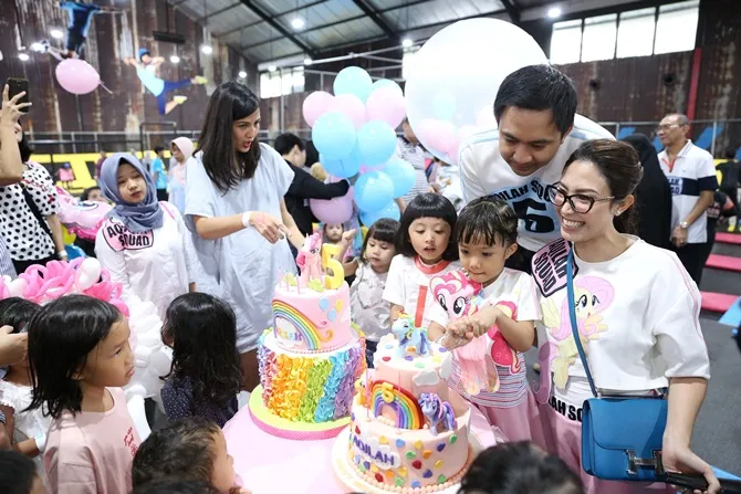 Meski sibuk, Ayu Dewi masih bisa atur waktu untuk kerja dan keluarga © KapanLagi.com/Bayu Herdianto