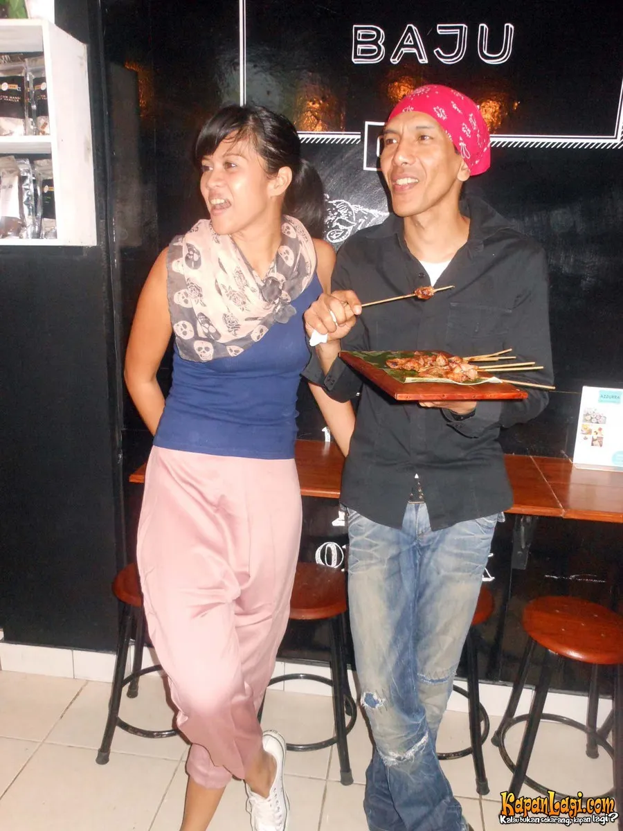 Kuliner menjadi bisnis yang ditekuni Yuke selain musik.