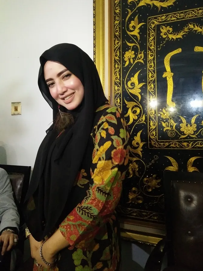 Yulia dan Opick hanya berteman baik saja © KapanLagi.com