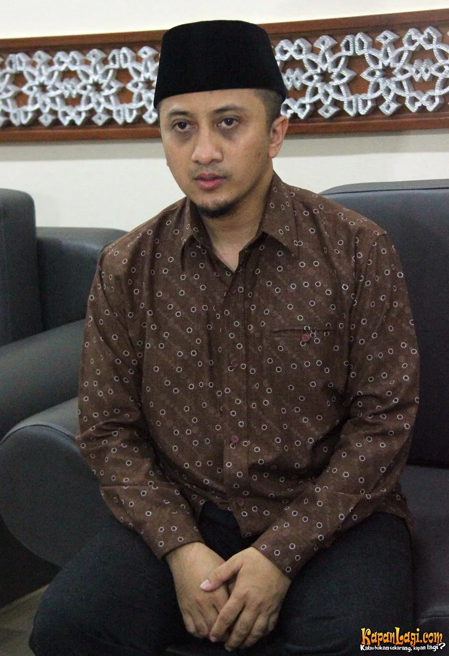 Jelang pemilu, Yusuf Mansur mengajak untuk berdoa bersama.